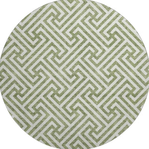 HomeRoots 8' Green and Beige Geometric Round Rug - Washable, Stain-Resistant, UV-Protected for Any Space! 661806