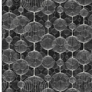 HomeRoots 5' Black and Ivory Geometric Area Rug - Washable, UV Protected, Soft, and Stain Resistant for Homes 661877