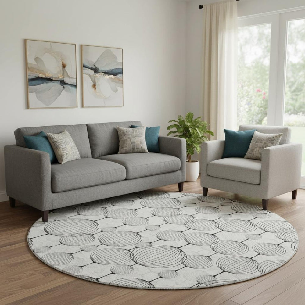 HomeRoots 8' Graphite & Silver Geometric Round Rug - Washable, UV Protected, Stain Resistant for High-Traffic Areas 661896
