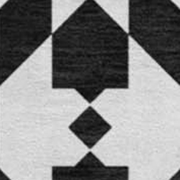 HomeRoots 8' Black and Silver Geometric Round Rug - Washable, Stain Resistant, UV Protected for Active Homes 661986