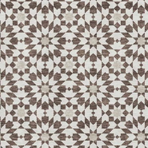 HomeRoots 5' X 8' Brown And Ivory Geometric Area Rug – Stylish, Washable, Stain Resistant, UV Protected Design! 661991