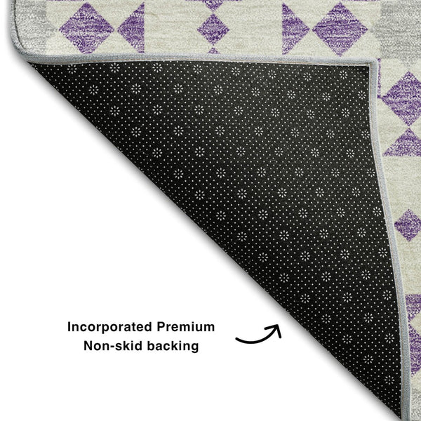 HomeRoots 8' Stylish Lavender & Ivory Geometric Round Rug - Washable, UV Protected, Pet-Friendly Home Decor 662028