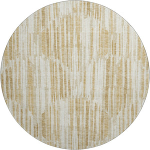 HomeRoots 8' Gold Ivory and Beige Abstract Washable Round Rug - UV Protected, Stain Resistant, Stylish Home Decor 662292
