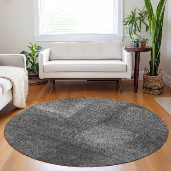 HomeRoots 8' Gray And Ivory Abstract Round Rug - Washable, UV-Protected, Stylish for High-Traffic Areas 662570