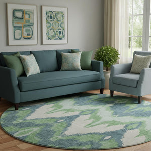HomeRoots 8' Green And Ivory Ikat Round Rug - Washable, Stain Resistant, UV Protected for Modern Living Spaces 662648