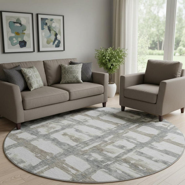HomeRoots 8' Stylish Silver Ivory Gray Striped Washable Round Rug with UV Protection for Everyday Living 662804