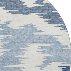 HomeRoots 8' Navy Blue and Ivory Abstract Round Rug - Washable, UV Protected, Durable for Modern Spaces 662864