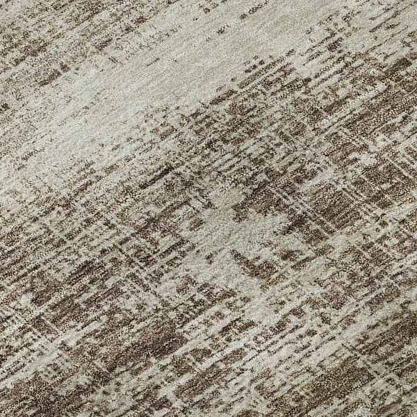HomeRoots 8' Brown And Beige Abstract Round Area Rug - Washable, UV Protected, Stylish, and Durable Design! 662912