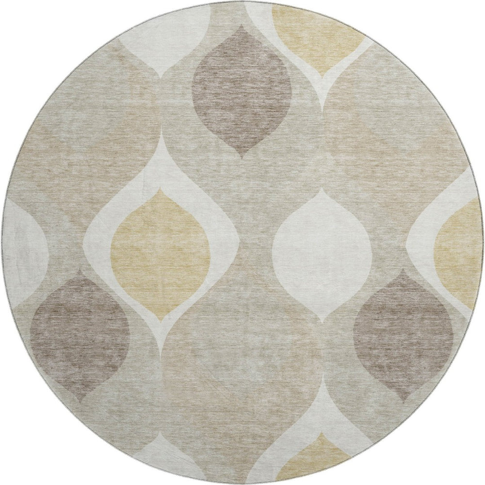 HomeRoots 8' Beige Ivory and Gold Ogee Round Rug - Washable, UV Protected, Perfect for Family Living Spaces 663038