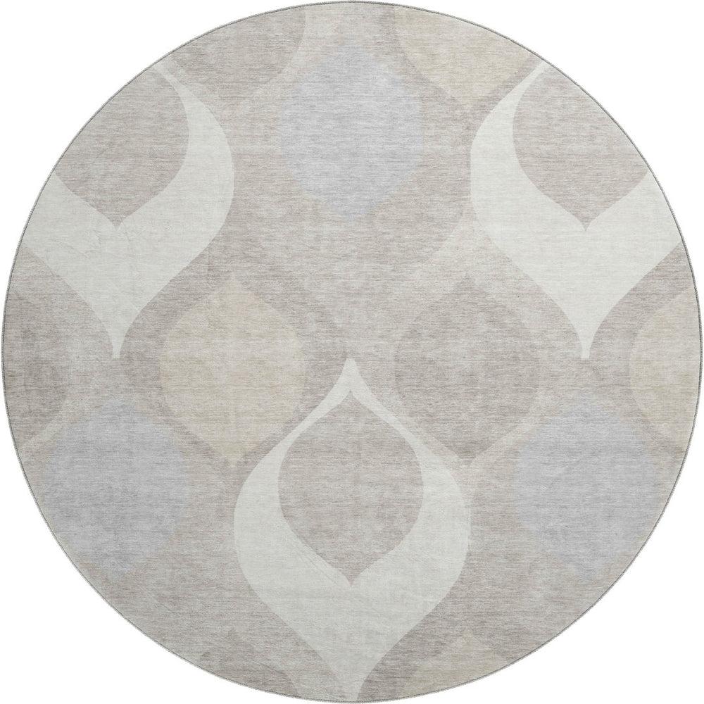 HomeRoots 8' Ivory Beige and Gray Ogee Round Rug - Washable, UV Protected, Stain Resistant for High-Traffic Areas 663068