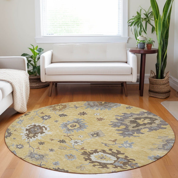 HomeRoots 8' Elegant Gold Gray Ivory Floral Medallion Round Rug - Washable, UV-Protected, Stain-Resistant 663284