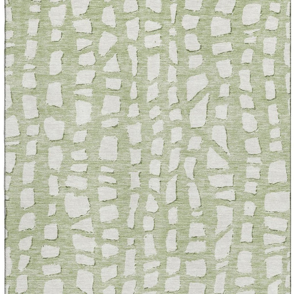 HomeRoots 5' Artichoke Green and Ivory Cobblestone Washable Area Rug - Durable, UV-Protected, Easy-Care Design 663331