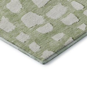 HomeRoots 8' Artichoke Green & Ivory Cobblestone Round Rug - Soft, Durable, UV-Protected for Versatile Spaces 663332