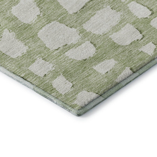 HomeRoots 8' Artichoke Green & Ivory Cobblestone Round Rug - Soft, Durable, UV-Protected for Versatile Spaces 663332