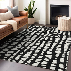 HomeRoots 5' X 8' Black and Ivory Cobblestone Area Rug - Durable, Washable, UV-Protected for Everyday Use! 663343