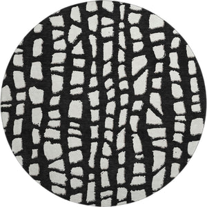 HomeRoots 8' Black and Ivory Cobblestone Washable Round Rug - UV Protected, Durable & Easy-Clean Design! 663344