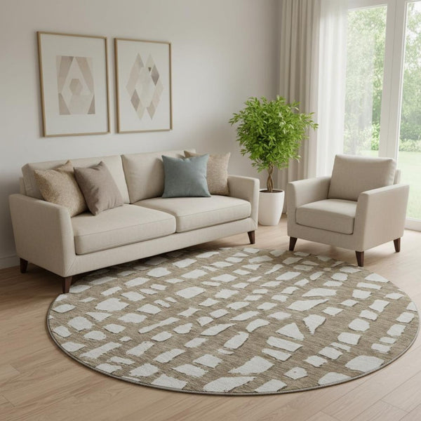 HomeRoots 8' Brown and Ivory Cobblestone Round Rug - Washable, Stain Resistant, UV Protected for Busy Homes 663350