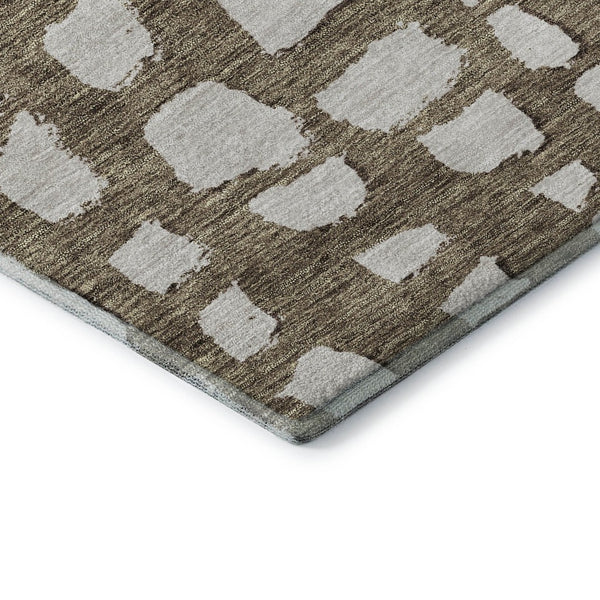 HomeRoots 8' Brown and Ivory Cobblestone Round Rug - Washable, Stain Resistant, UV Protected for Busy Homes 663350