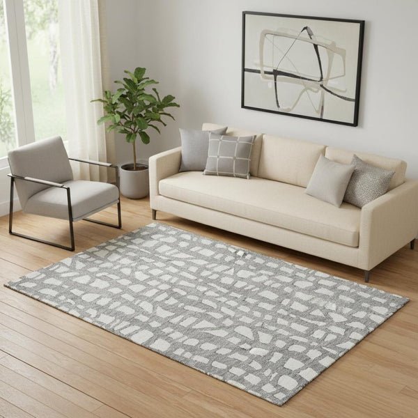 HomeRoots 5' Cobblestone Gray and Ivory Washable Area Rug - Durable, Stain-Resistant, UV Protected Design! 663355