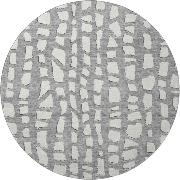 HomeRoots 8' Gray and Ivory Cobblestone Washable Round Rug - UV Protected, Stain-Resistant, Ideal for High-Traffic Areas 663356