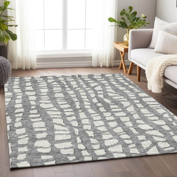 HomeRoots 8' X 10' Modern Gray and Ivory Cobblestone Washable Area Rug with Stain Resistance & UV Protection 663357