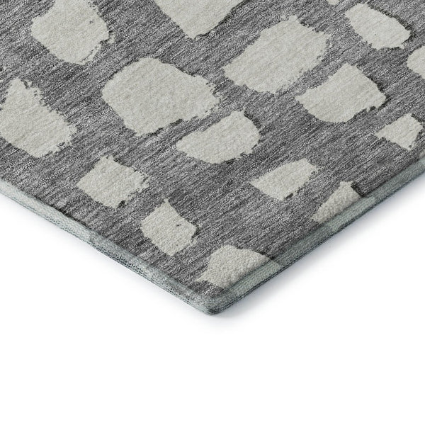 HomeRoots 8' X 10' Modern Gray and Ivory Cobblestone Washable Area Rug with Stain Resistance & UV Protection 663357