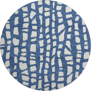 HomeRoots 8' Navy Blue & Ivory Cobblestone Washable Round Rug with UV Protection for Stylish, High-Traffic Areas 663368