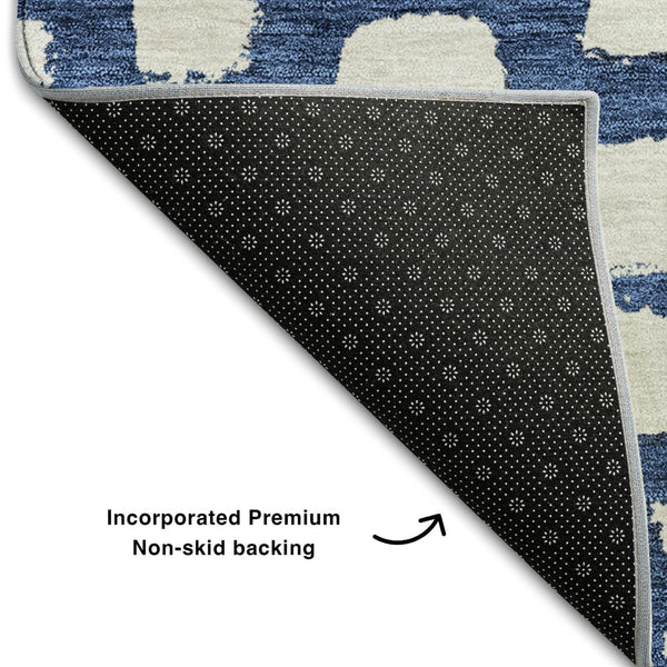 HomeRoots 8' Navy Blue & Ivory Cobblestone Washable Round Rug with UV Protection for Stylish, High-Traffic Areas 663368