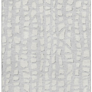 HomeRoots 5' X 8' Stylish Silver & Ivory Cobblestone Washable Area Rug with UV Protection for Modern Homes 663385