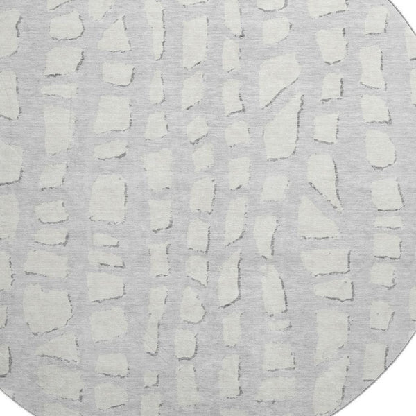 HomeRoots 8' Silver And Ivory Cobblestone Rug – Washable, UV-Protected, Soft, Durable for High-Traffic Areas 663386