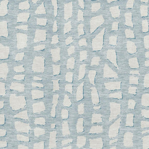 HomeRoots 5' X 8' Sky Blue Cobblestone Washable Area Rug - UV Protected, Stain Resistant & Soft for Homes 663391