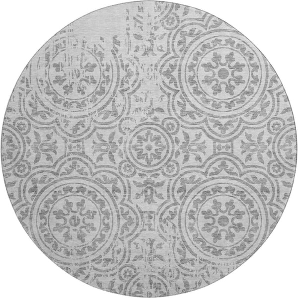 HomeRoots 8' Silver and Gray Medallion Round Rug - Stylish, Washable, UV-Protected for Homes with Kids & Pets 663710