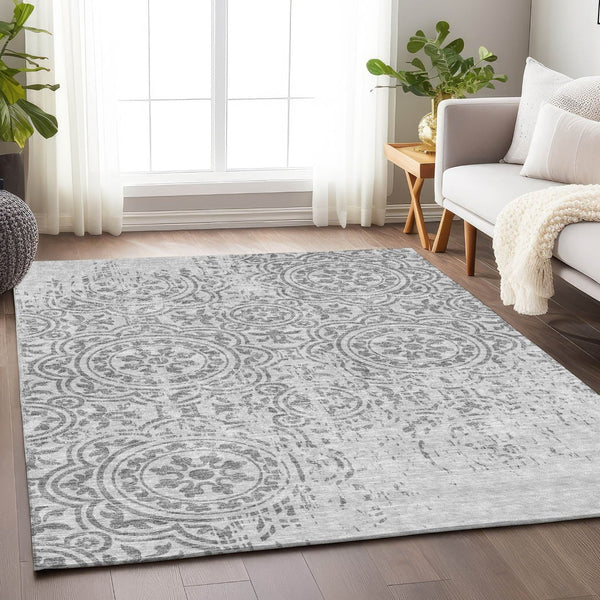 HomeRoots 9' X 12' Silver and Gray Medallion Washable Area Rug – Durable, UV-Protected, Easy-Care Elegance 663712