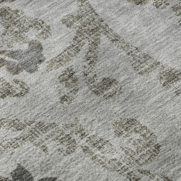 HomeRoots 8' Gray and Taupe Floral Washable Round Rug – Stylish, Durable, UV-Protected for Easy Care & Maintenance 663969