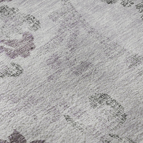 HomeRoots 8' Floral Washable Round Rug in Lavender Gray & Silver - UV Protection, Durable, Easy Care & Stylish 663981