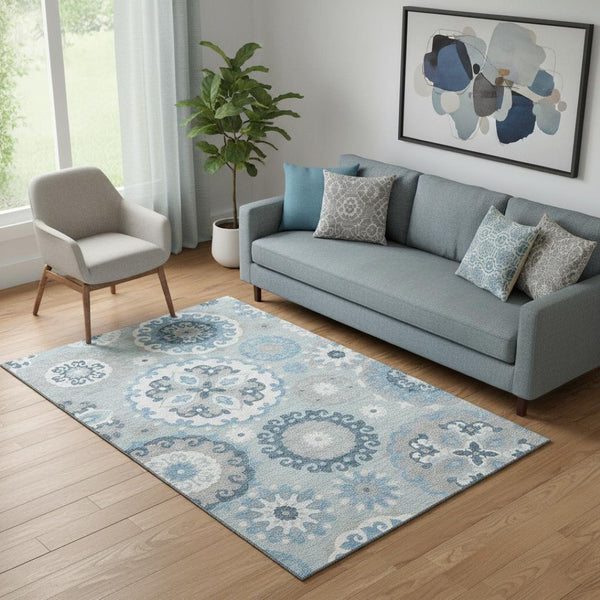 HomeRoots 5' X 8' Sky Blue Medallion Area Rug - Washable, UV-Protected, Stain-Resistant for Kid & Pet Homes 664064
