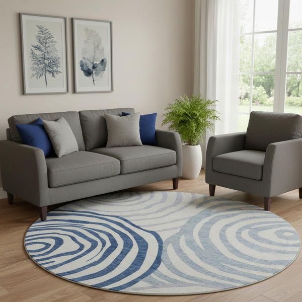 HomeRoots 8' Blue and Ivory Abstract Round Rug – Washable, UV-Protected, Durable for High-Traffic Areas! 664173