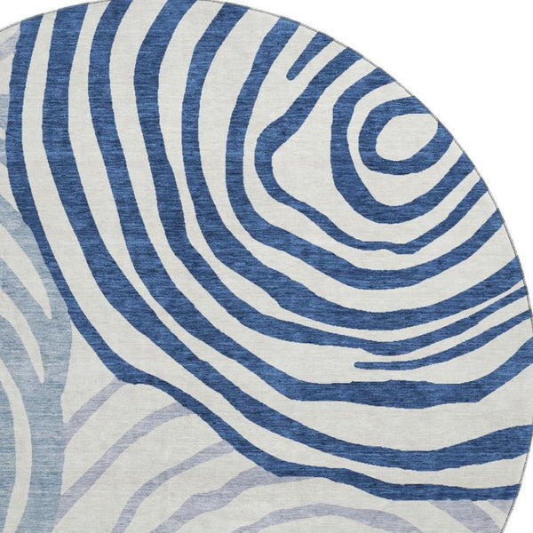 HomeRoots 8' Blue and Ivory Abstract Round Rug – Washable, UV-Protected, Durable for High-Traffic Areas! 664173