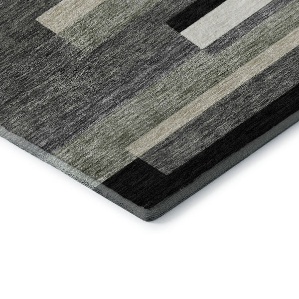 HomeRoots 8' Black Gray and Ivory Striped Washable Round Rug - Durable, UV-Protected, Ideal for Kids & Pets 664245