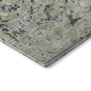 HomeRoots 5' X 8' Silver Gray & Ivory Diamond Area Rug - Stylish, Washable, UV-Protected for Busy Homes! 664436