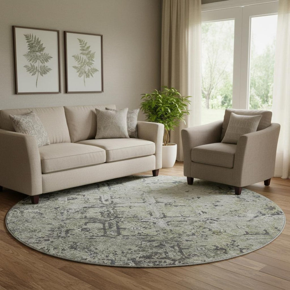 HomeRoots 8' Elegant Silver Gray and Ivory Diamond Round Rug - Washable, UV Protected, Ideal for Busy Homes 664437