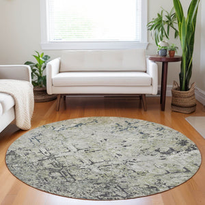 HomeRoots 8' Elegant Silver Gray and Ivory Diamond Round Rug - Washable, UV Protected, Ideal for Busy Homes 664437