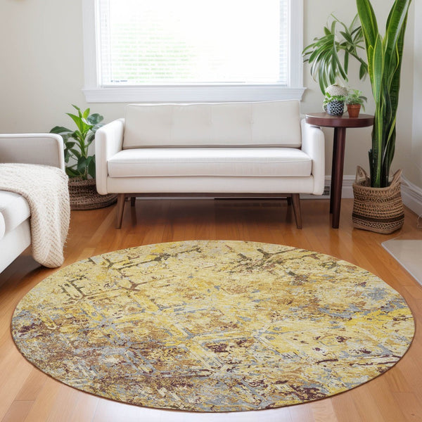 HomeRoots 8' Wheat Gold and Gray Diamond Washable Round Rug - Durable, Stylish & Easy-Care for Busy Homes! 664455