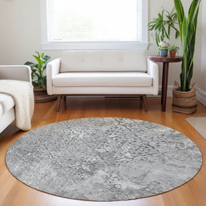 HomeRoots 8' Gray And Silver Abstract Washable Round Rug - UV Protected, Durable, Stylish, Family-Friendly Design 664497