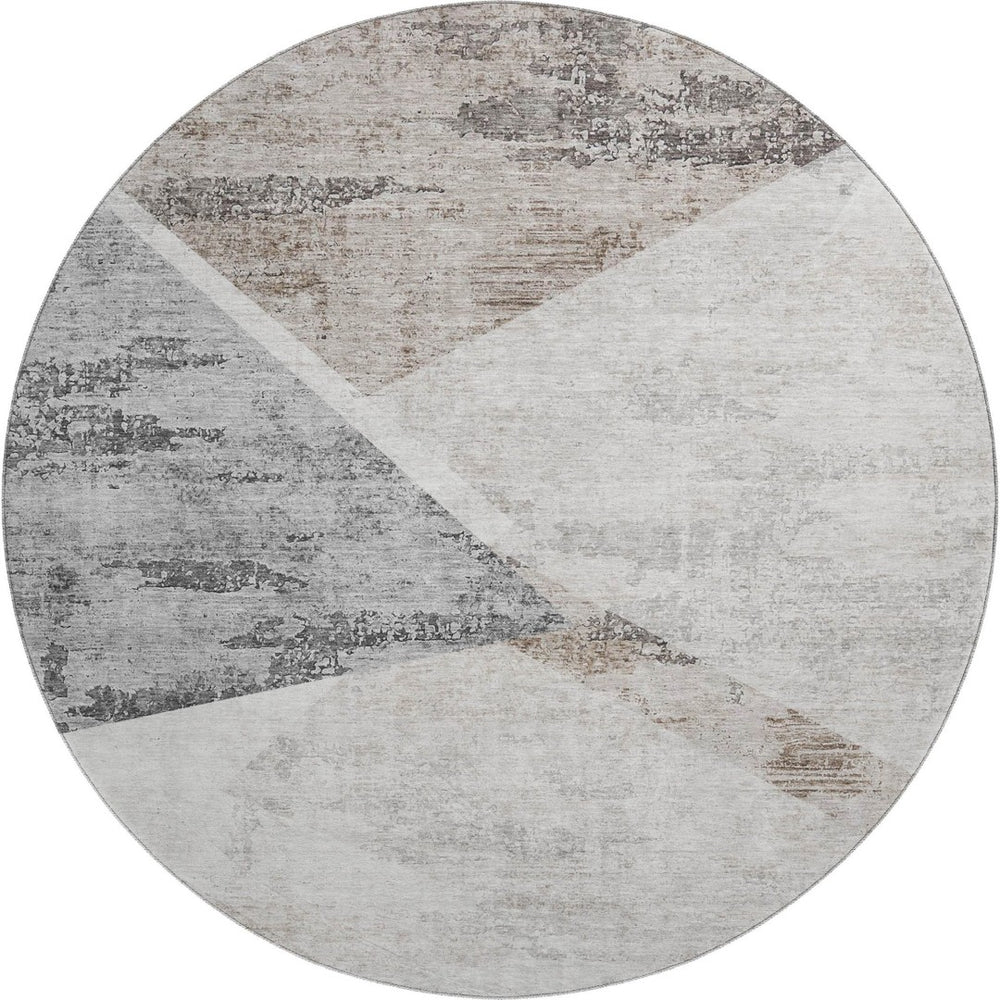 HomeRoots 8' Stylish Silver Gray & Brown Geometric Washable Round Rug with UV Protection for Any Space 664591