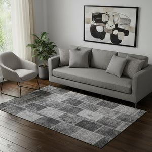 HomeRoots 5' X 8' Modern Gray & Charcoal Patchwork Washable Area Rug with UV Protection for High-Traffic Spaces 664662