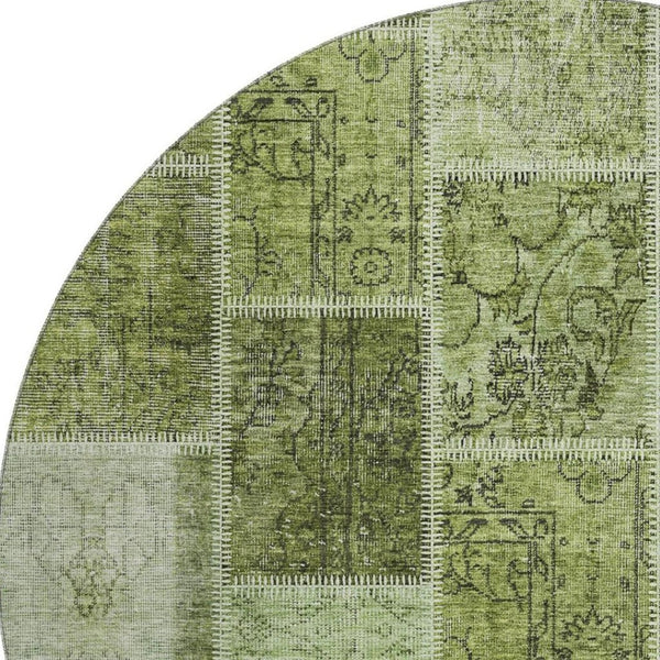 HomeRoots 8' Olive Green and Gray Patchwork Round Rug - Stylish, Durable, Washable with UV Protection for Home 664669