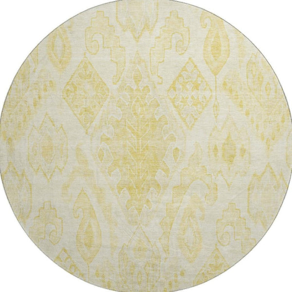 HomeRoots 8' Gold and Ivory Moroccan Round Rug - Washable, UV Protected, Stain Resistant for Busy Homes! 664807