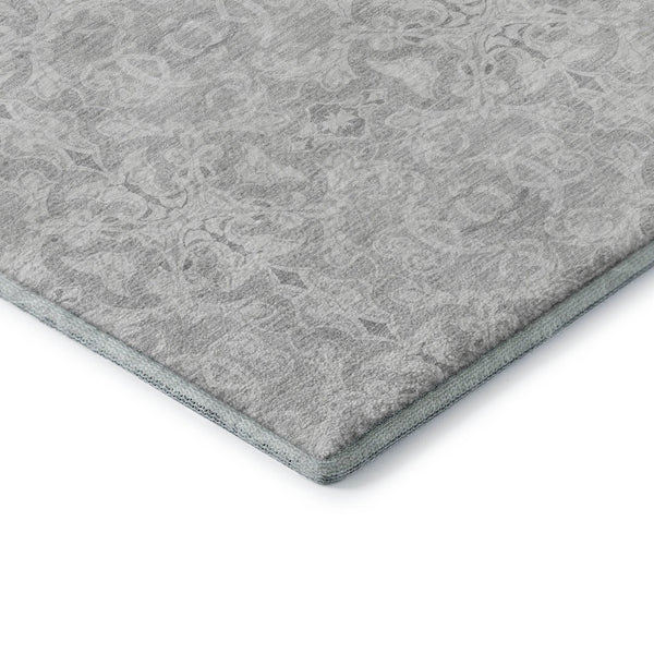 HomeRoots 5' X 8' Silver and Gray Medallion Area Rug - Stain-Resistant, UV Protected, Easy Care for Homes 665166