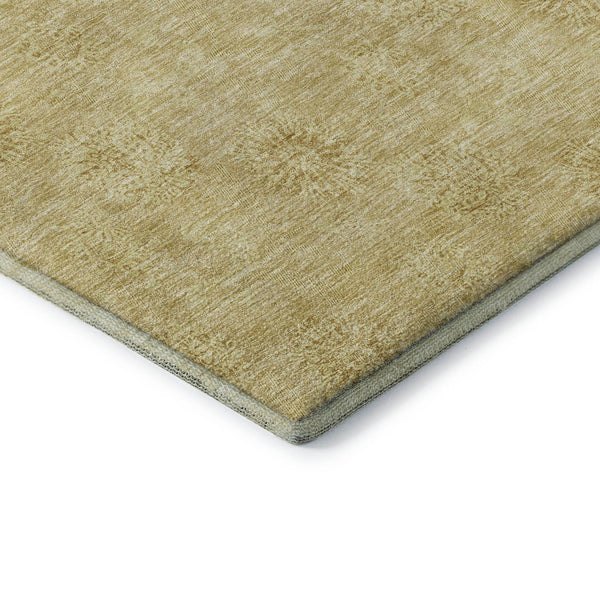 HomeRoots 8' Gold and Ivory Floral Round Rug – Washable, UV-Protected, Stain-Resistant for High-Traffic Spaces 665335